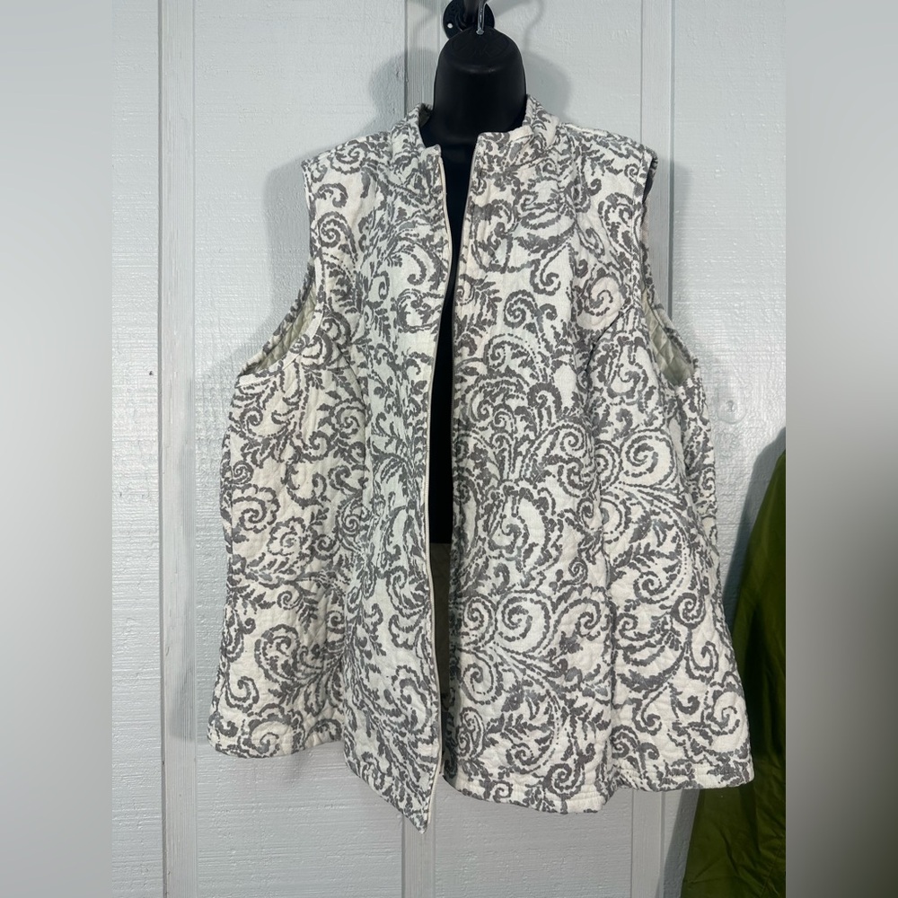 Basic Editions Gray and Tan Vest Size 3X EUC